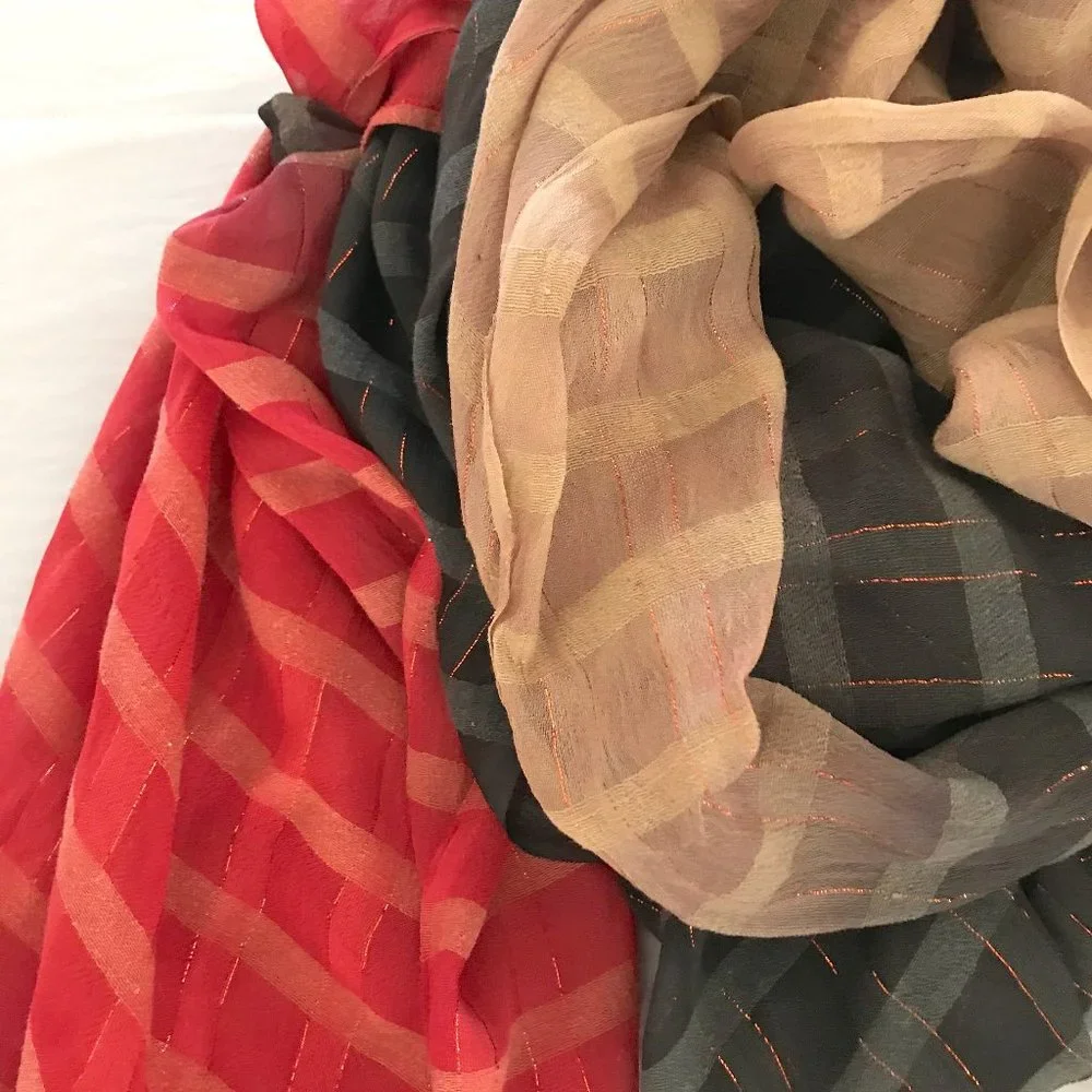 Anthropologie Glinting Windowpane Scarf Large Rectangle Ombre w/ Gold Thread